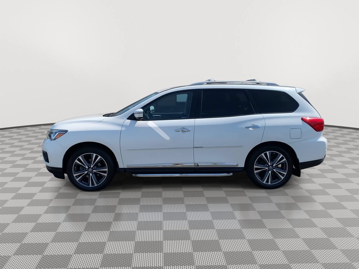 Used 2018 Nissan Pathfinder Platinum AWD/4WD image 4