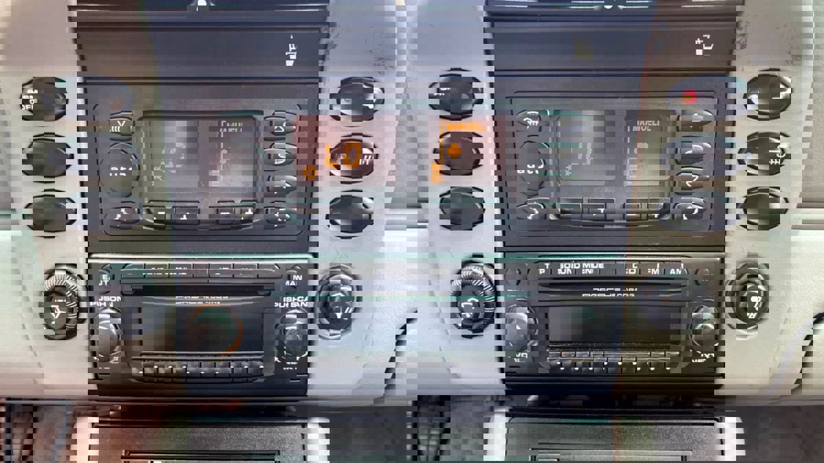 Used 2003 Porsche 911 GT3 RS image 37