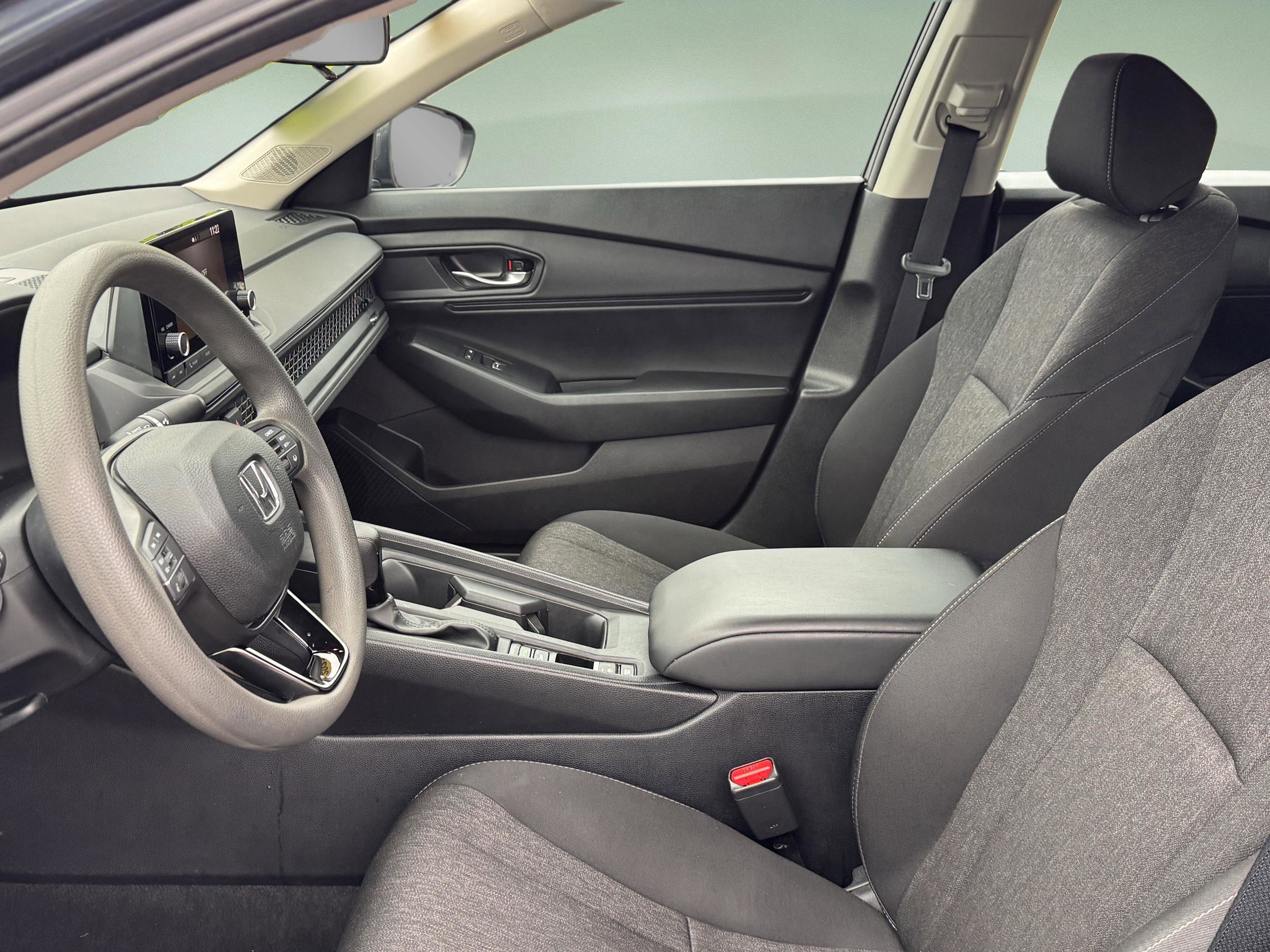 Used 2023 Honda Accord EX image 20