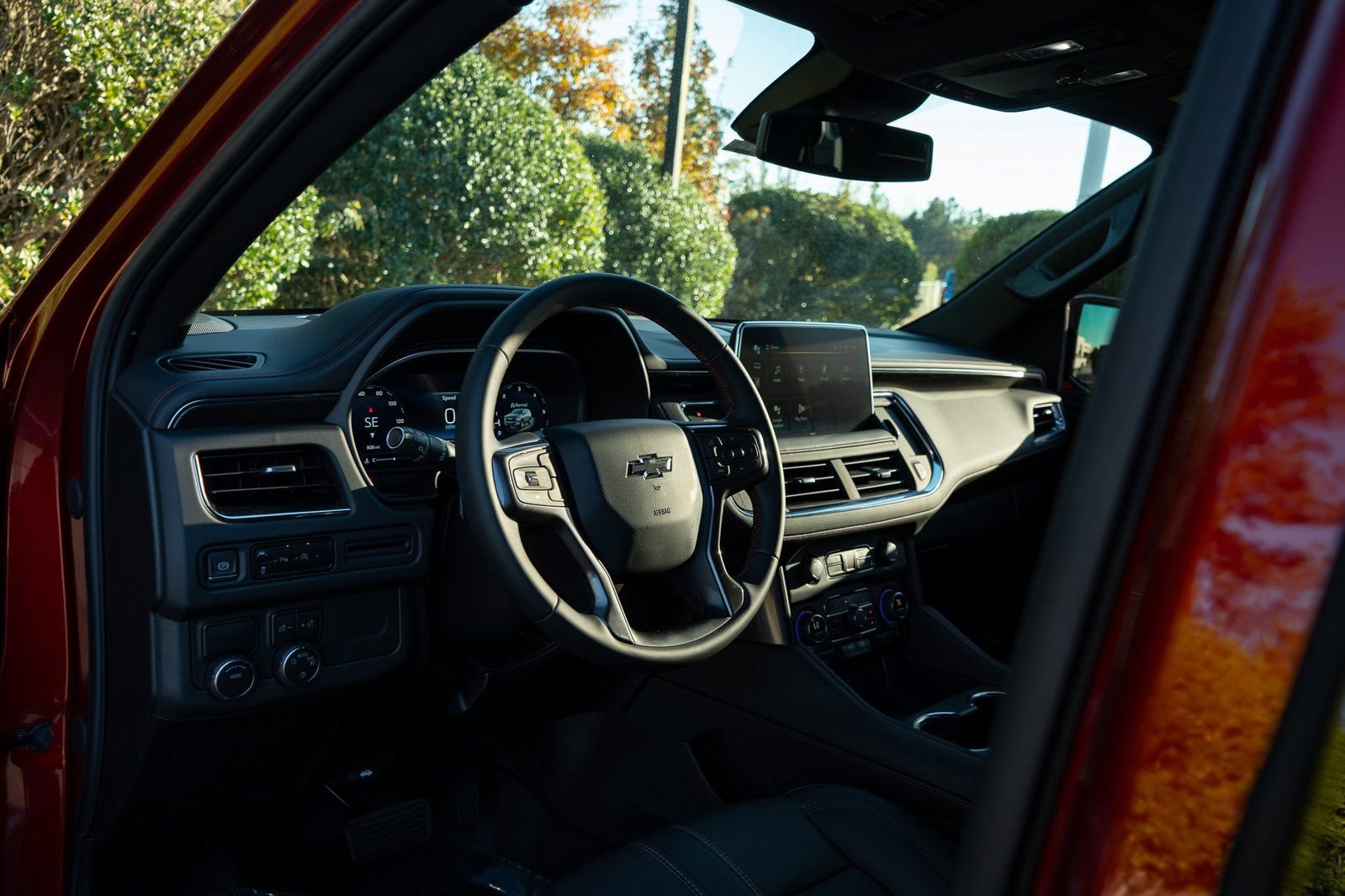 Used 2023 Chevrolet Tahoe RST w/ Sport Performance Package RWD image 13