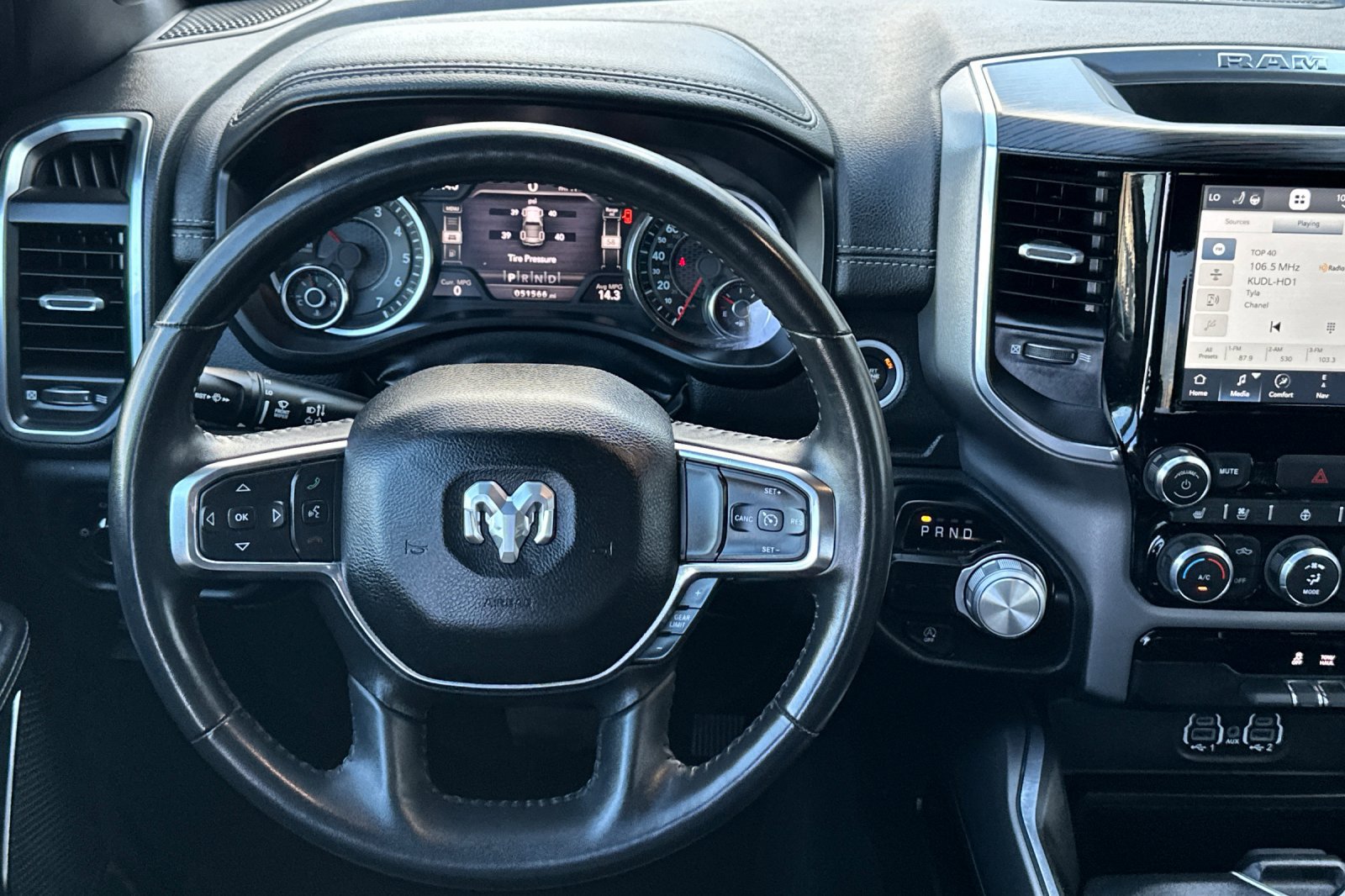 Used 2024 RAM 1500 Laramie image 14