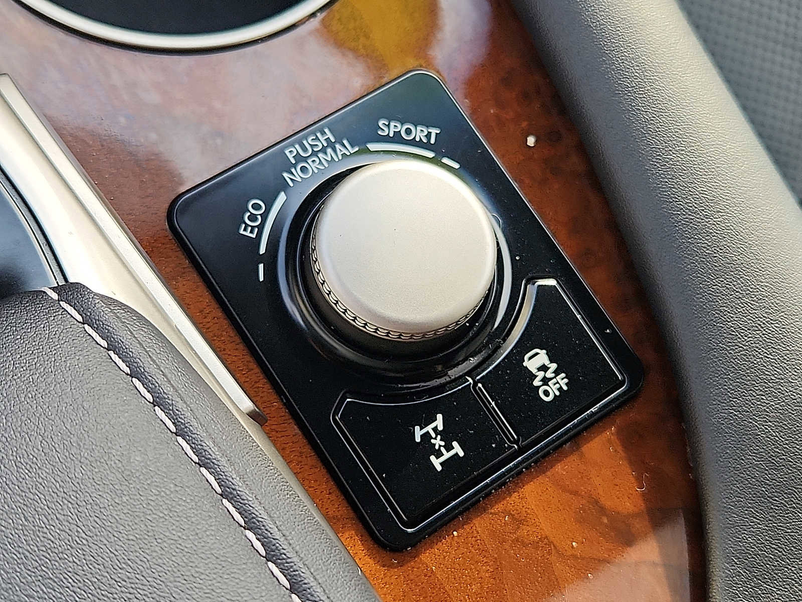 Used 2017 Lexus RX 350 AWD w/ Premium Package image 26