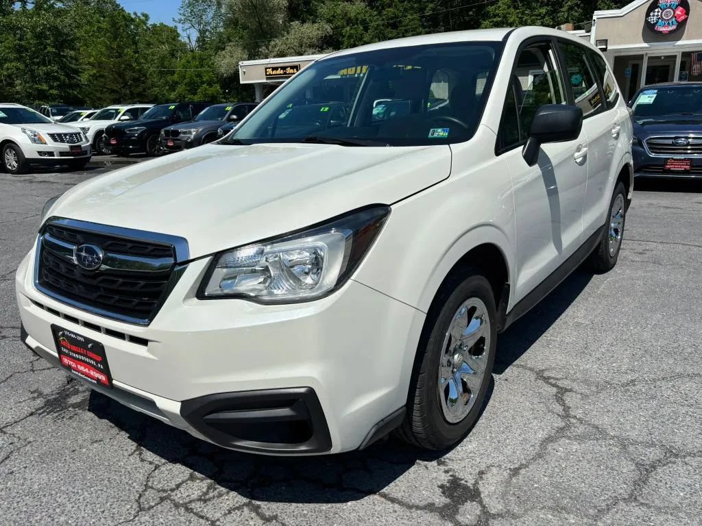 Used 2017 Subaru Forester 2.5i AWD/4WD image 4