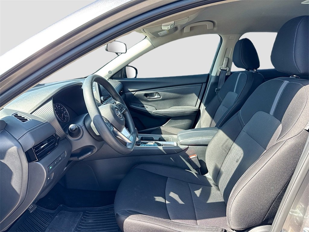 Used 2024 Nissan Sentra SV image 10
