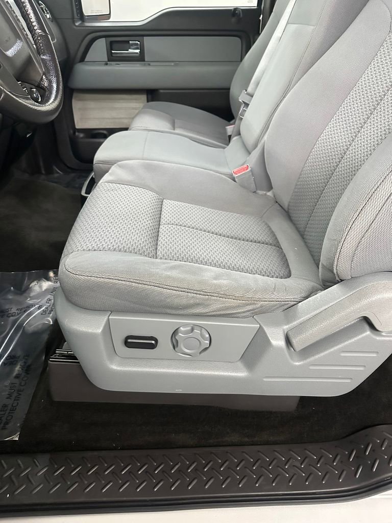Used 2014 Ford F150 XLT w/ Equipment Group 302A Luxury image 16
