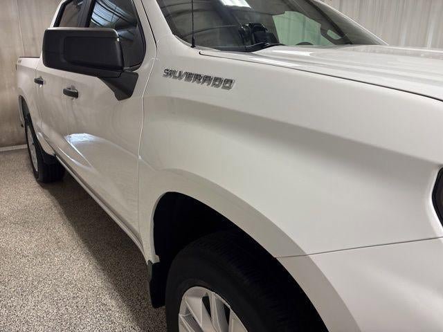 Used 2022 Chevrolet Silverado 1500 Custom AWD/4WD image 9