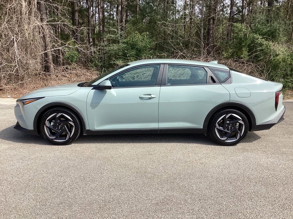 Used 2025 Kia K4 EX image 6