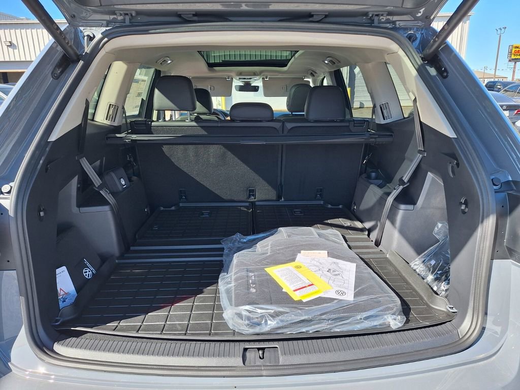 New 2026 Volkswagen Atlas SE image 25