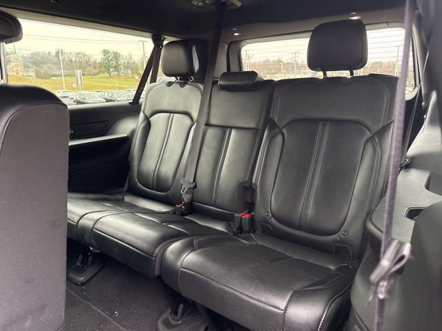 Used 2024 Jeep Wagoneer L Series II w/ Flexible Seating Group image 34