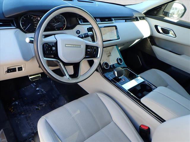 Used 2023 Land Rover Range Rover Velar R-Dynamic S image 11
