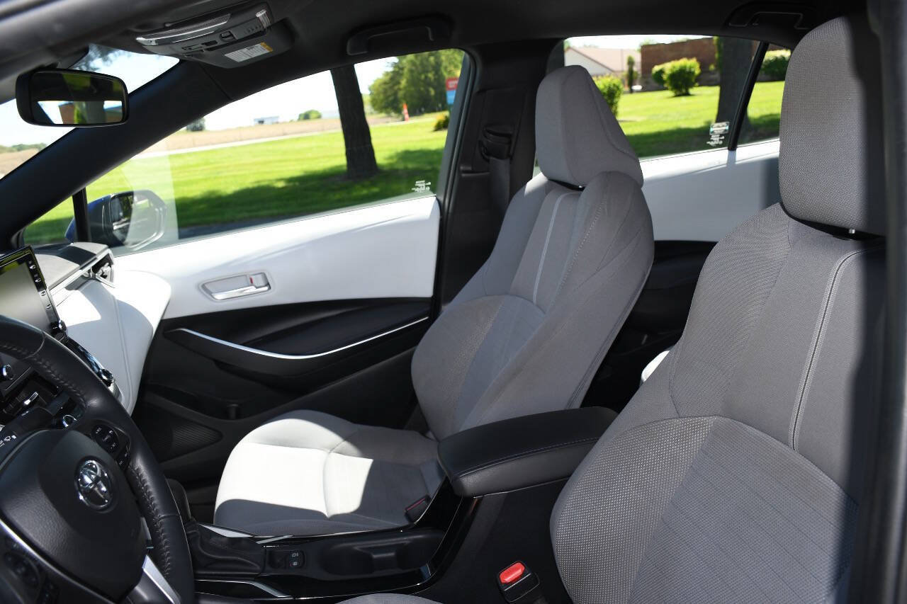 Used 2021 Toyota Corolla SE w/ Carpet Mat Package (TMS) FWD image 12
