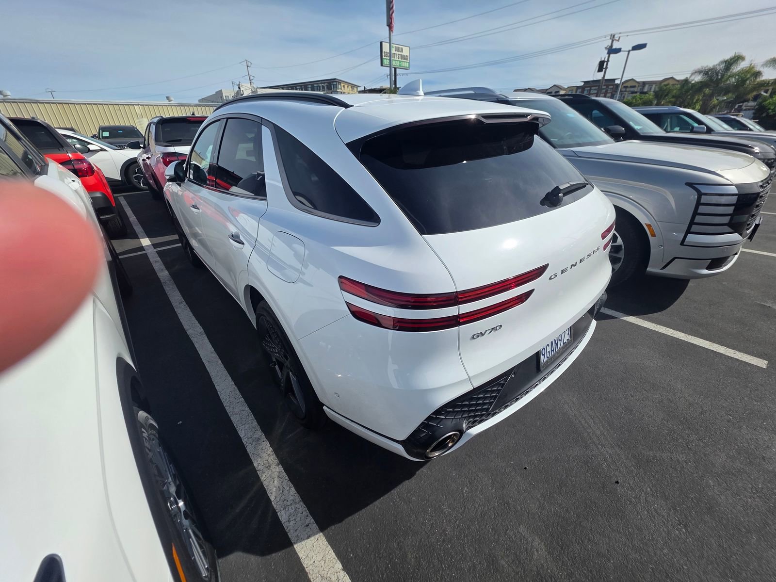 Used 2023 Genesis GV70 2.5T Sport Prestige w/ Sport Prestige Package image 4