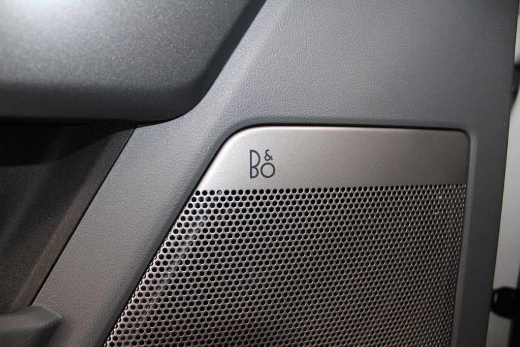 New 2025 Ford F150 Lariat w/ Equipment Group 502A High image 41