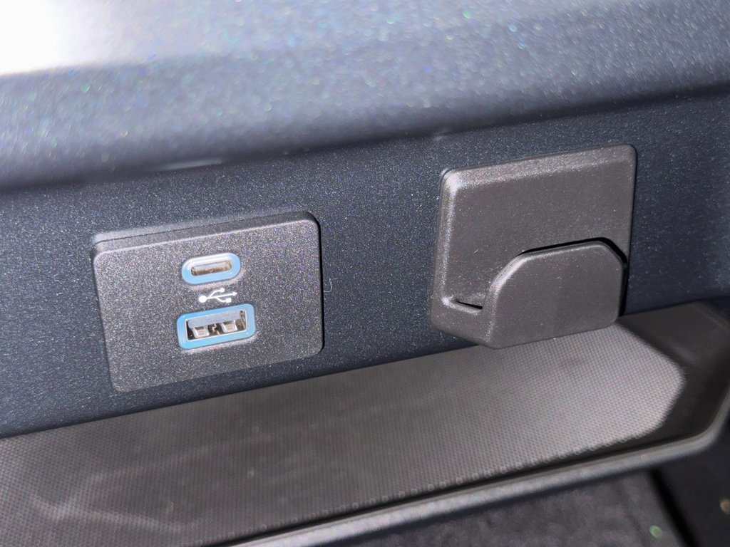 Used 2023 Ford F150 XLT w/ XTR Package image 35