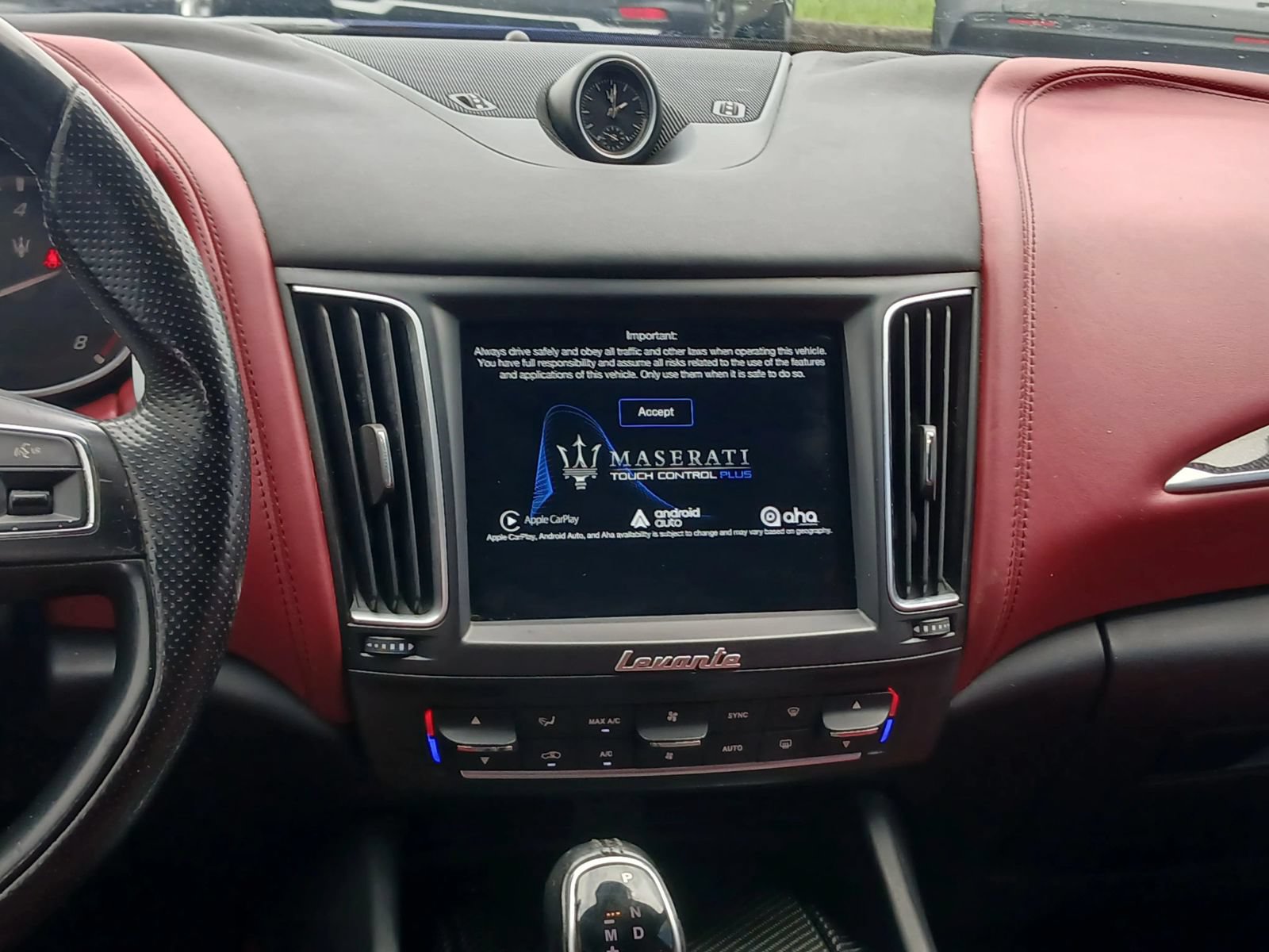 Used 2017 Maserati Levante S AWD/4WD image 25