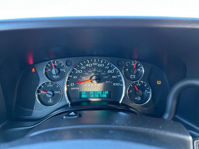 Used 2023 Chevrolet Express 3500 LT w/ LT Preferred Equipment Group RWD image 17