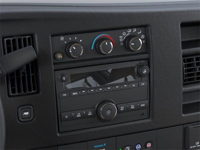 New 2025 GMC Savana 3500 w/ Driver Convenience Package image 20