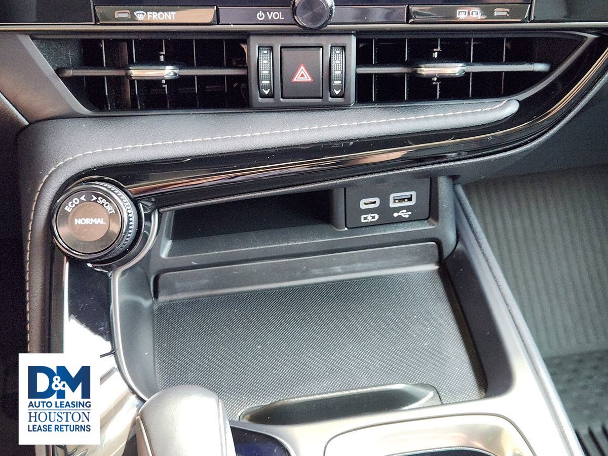 Used 2024 Lexus NX 250 FWD w/ Towing Package (2000 Lbs) image 26