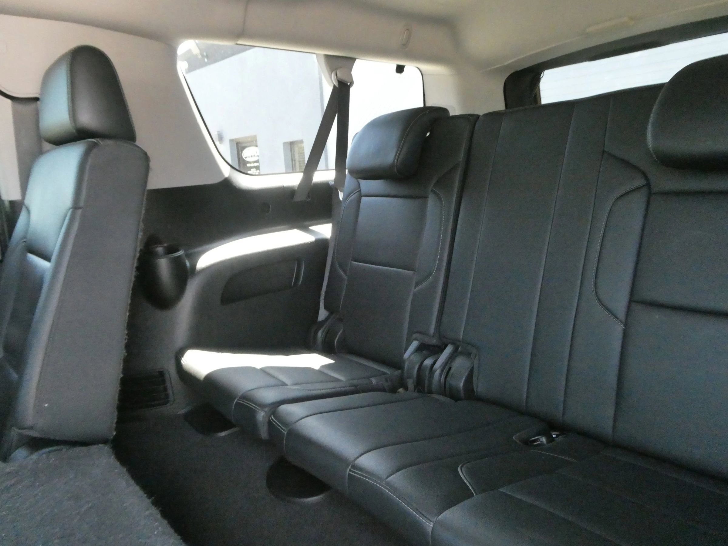 Used 2020 Chevrolet Suburban LT AWD/4WD image 27