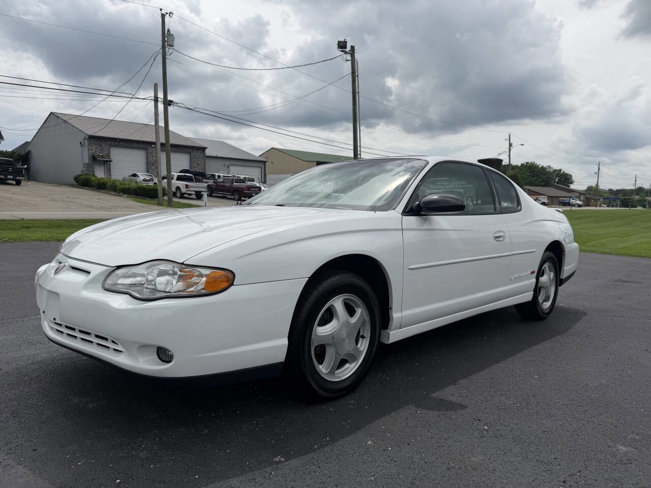 Used 2000 Chevrolet Monte Carlo SS w/ Preferred Equipment Group FWD image 28