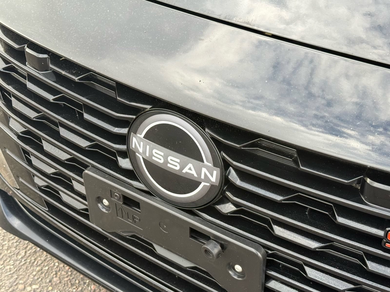 Used 2025 Nissan Sentra SR FWD image 32