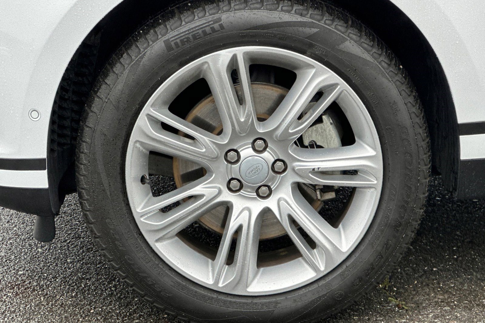 Certified 2025 Land Rover Range Rover Velar S image 13