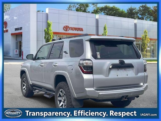 Certified 2022 Toyota 4Runner TRD Off-Road Premium AWD/4WD image 8