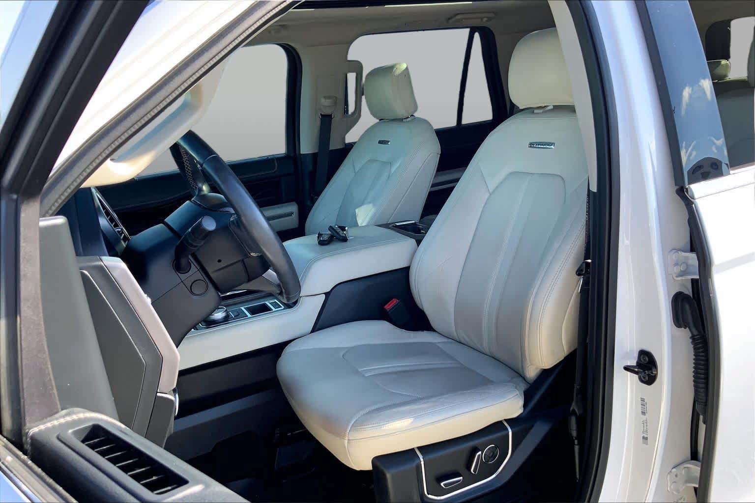 Used 2018 Ford Expedition Platinum RWD image 7