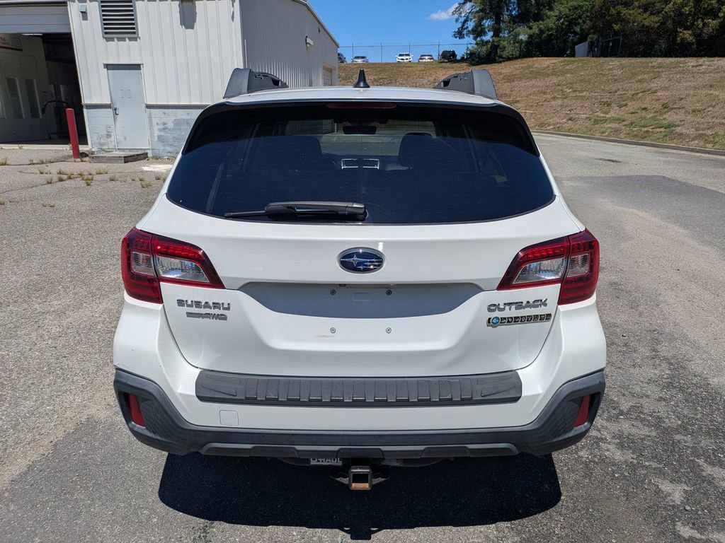 Used 2018 Subaru Outback 2.5i Premium AWD/4WD image 5