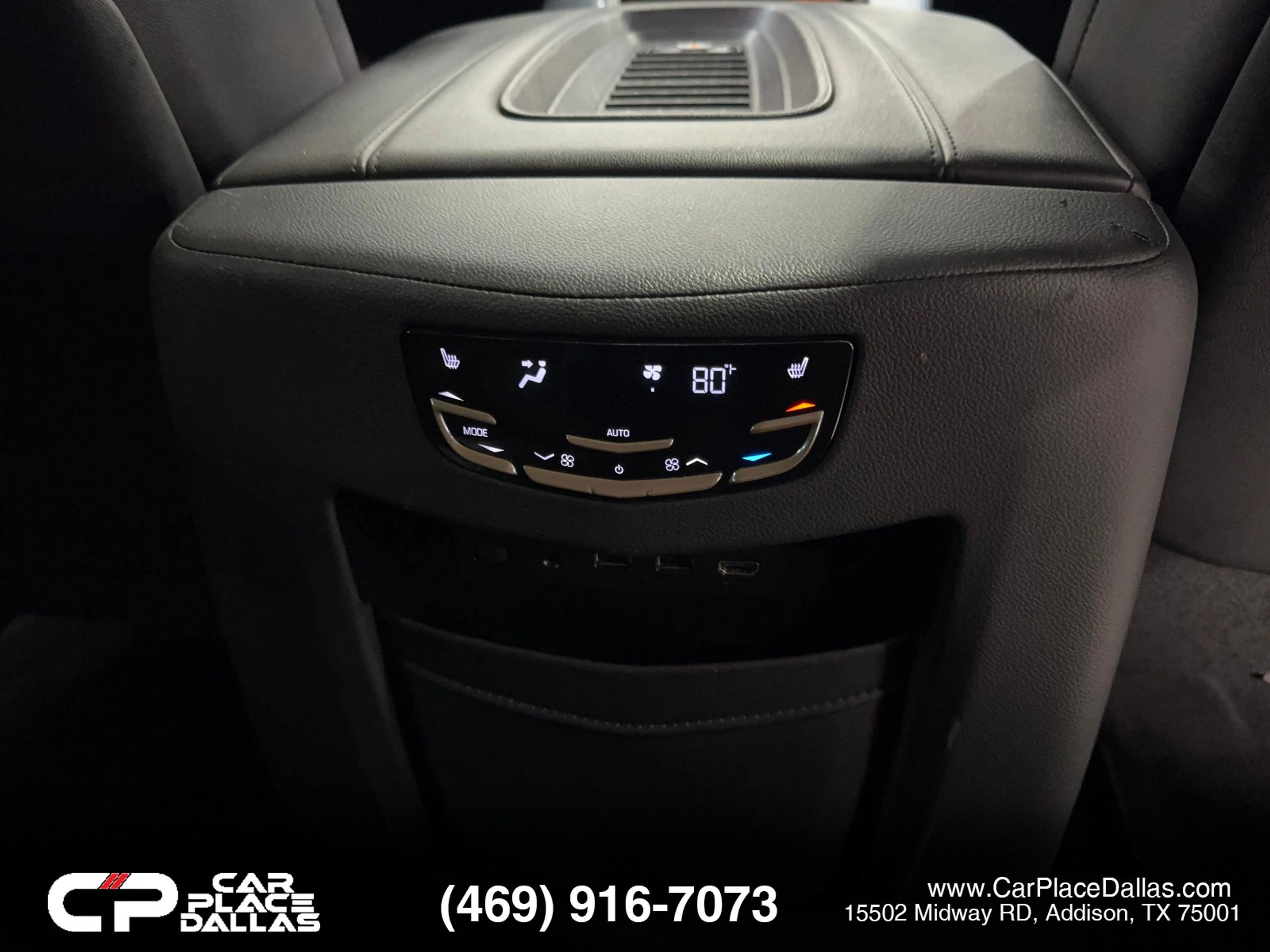 Used 2019 Cadillac Escalade Luxury RWD image 33