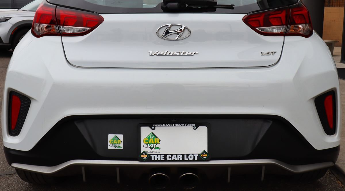 Used 2019 Hyundai Veloster Turbo FWD image 21