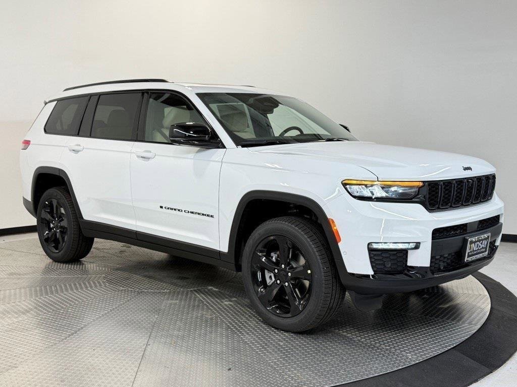 New 2025 Jeep Grand Cherokee L Limited w/ Luxury Tech Group II image 1