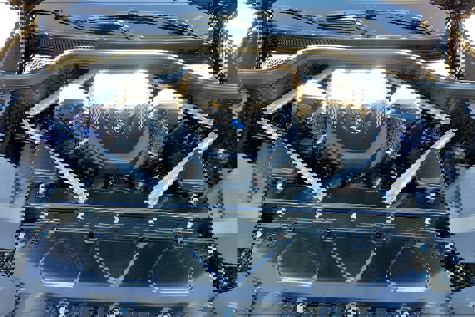 Used 2021 BMW X5 M50i w/ Executive Package image 62