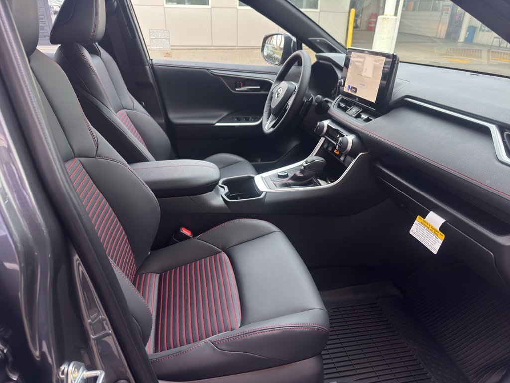 Used 2025 Toyota RAV4 XSE image 19