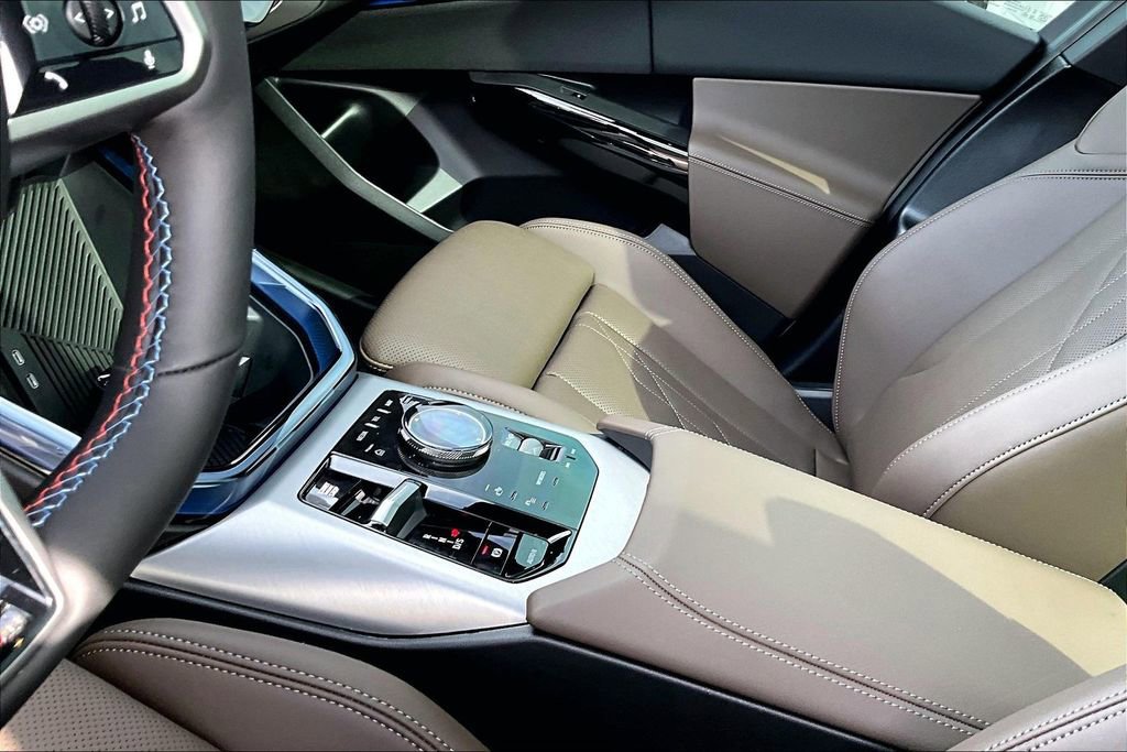 Used 2026 BMW X3 M50 w/ Premium Package image 23