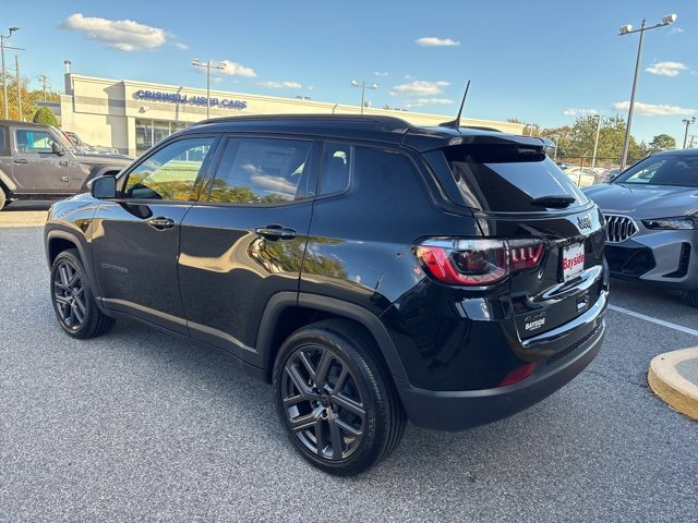 New 2025 Jeep Compass Limited w/ Sun & Sound Group image 26