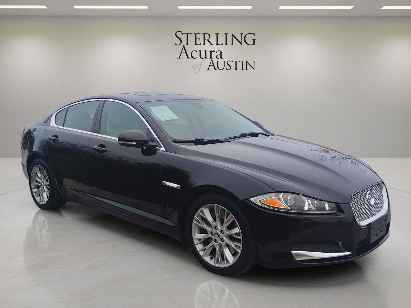 Used 2013 Jaguar XF 3.0 image 3