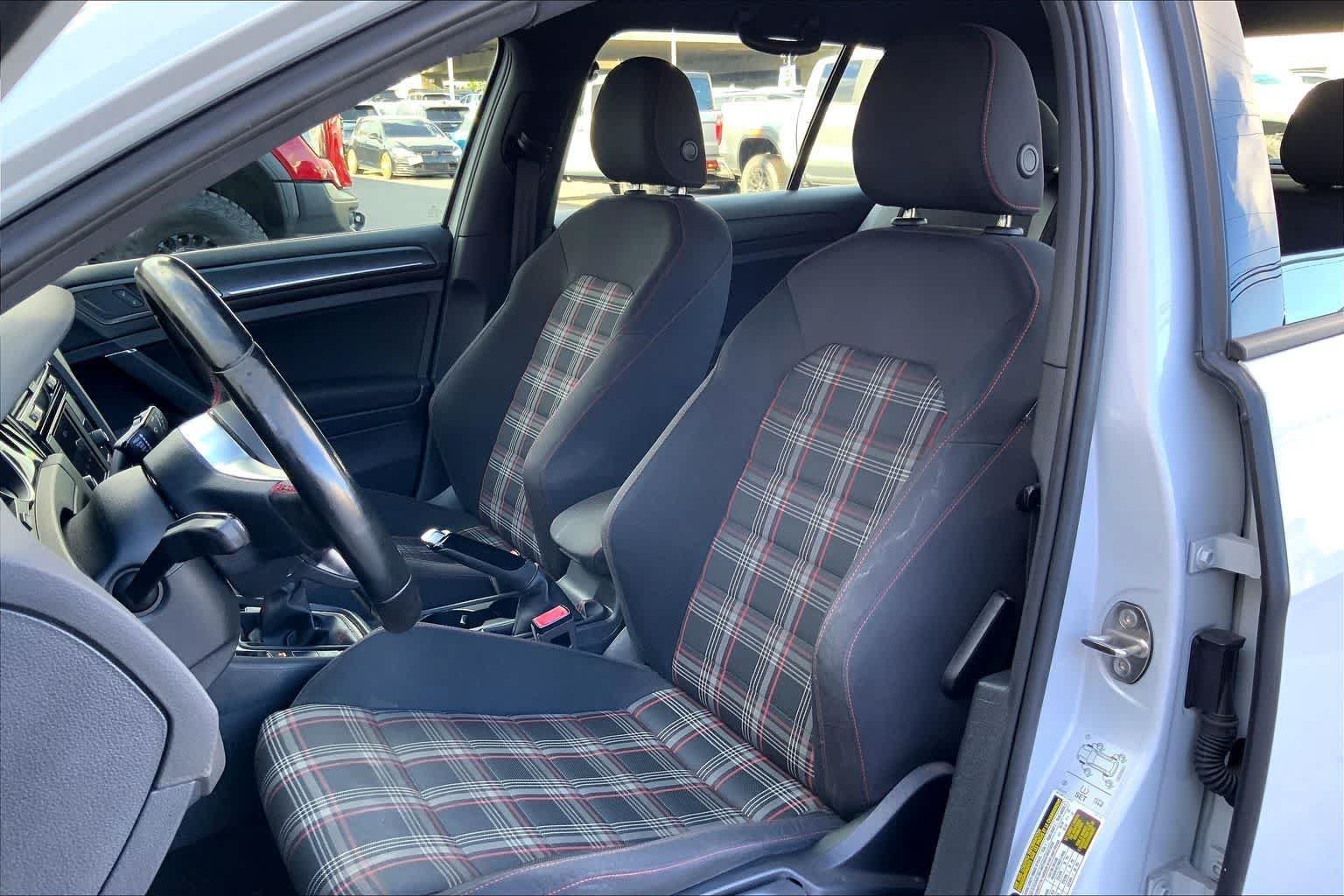 Used 2019 Volkswagen GTI S FWD image 11