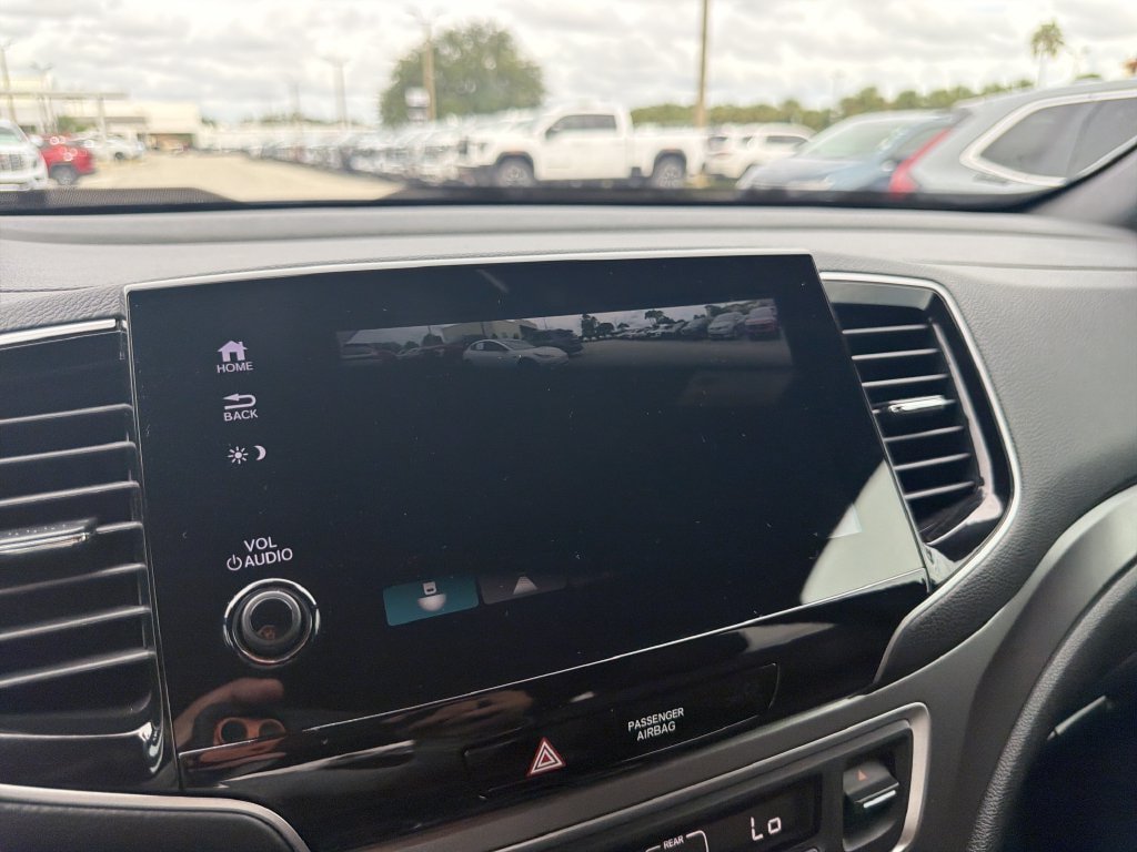 Used 2024 Honda Passport EX-L image 25