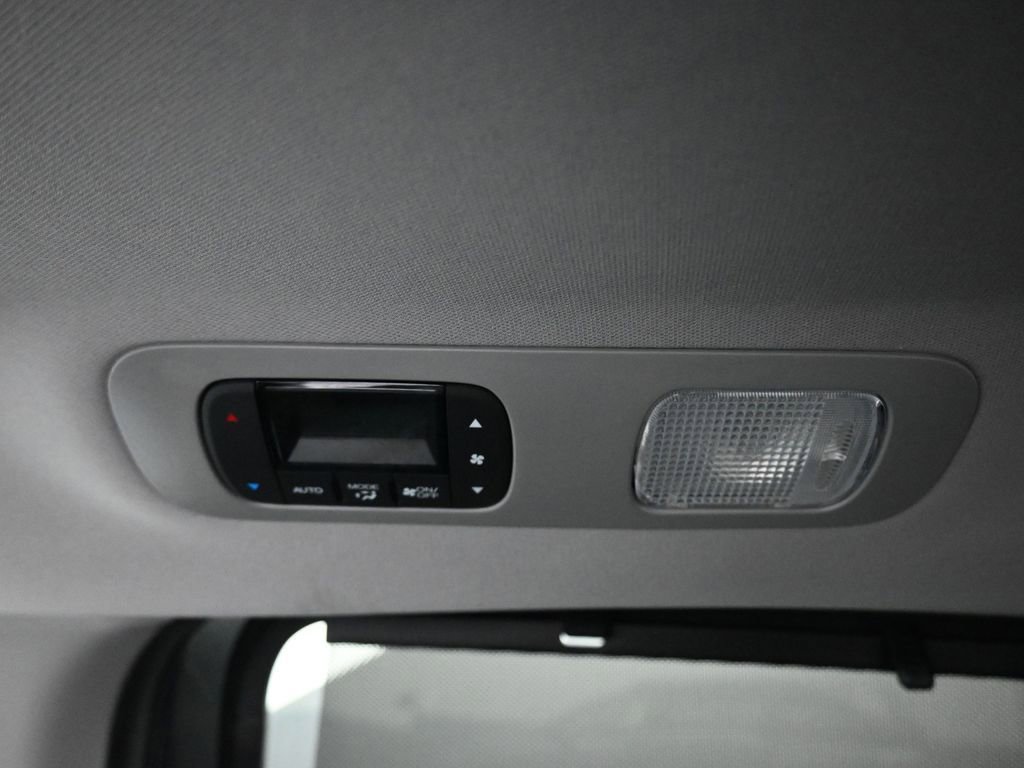 Used 2024 Honda Odyssey EX-L image 40