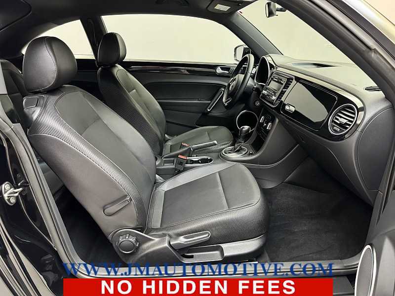 Used 2012 Volkswagen Beetle 2.5 FWD image 17