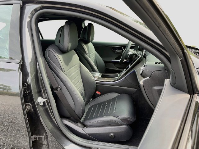 Certified 2023 Mercedes-Benz C 300 4MATIC Sedan image 28