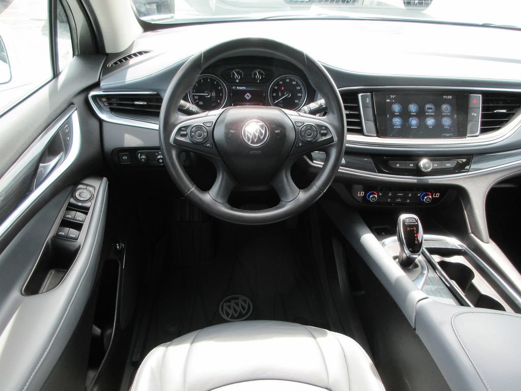 Certified 2019 Buick Enclave Essence FWD image 14