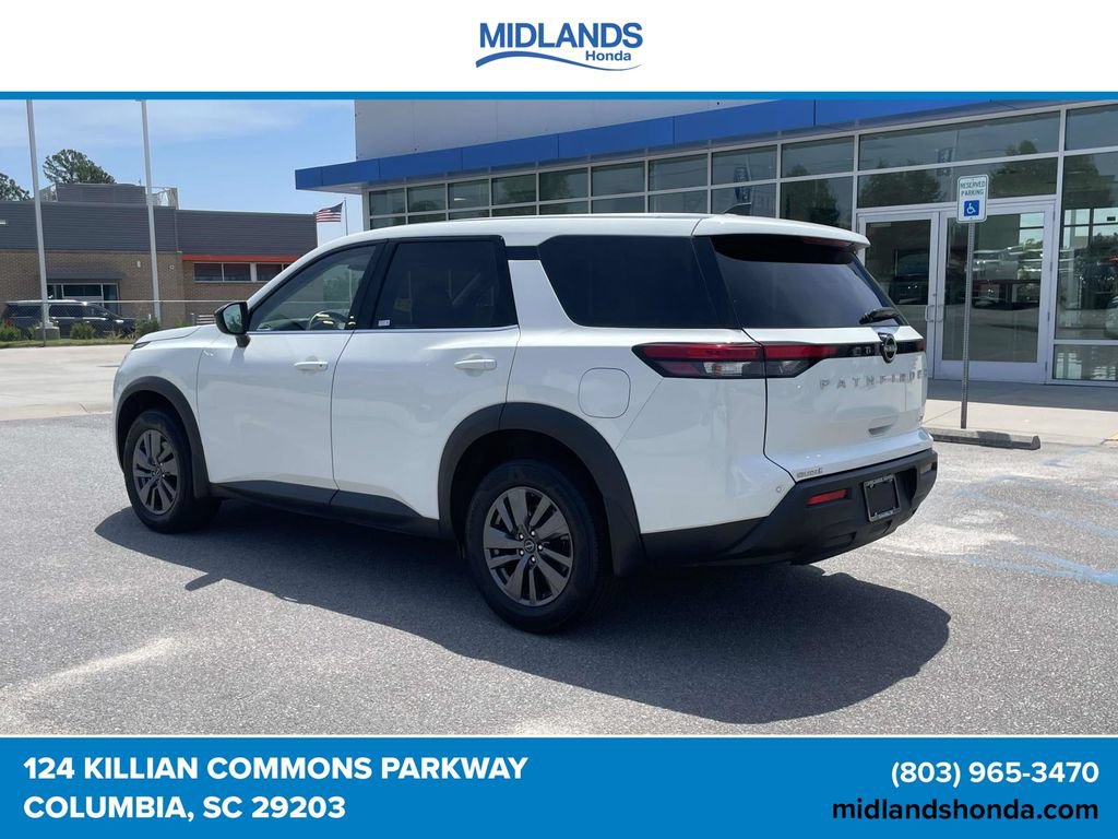Used 2024 Nissan Pathfinder S AWD/4WD image 4
