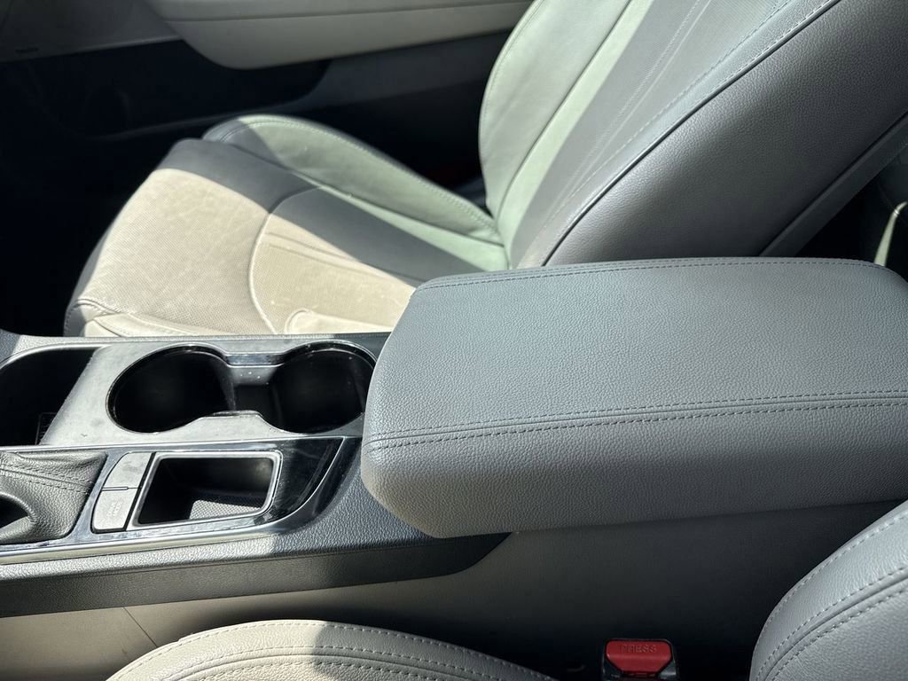 Used 2016 Hyundai Sonata Limited w/ Option Group 04 FWD image 25