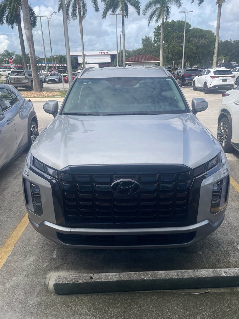 Used 2025 Hyundai Palisade SEL FWD image 3