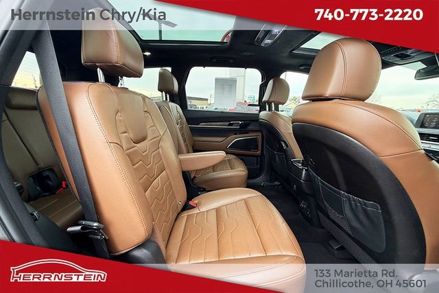 Used 2022 Kia Telluride SX w/ SX Prestige Package image 24