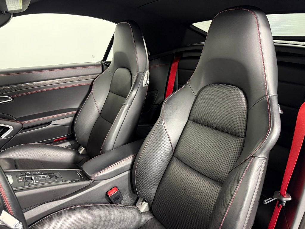 Certified 2019 Porsche 911 Turbo S image 5