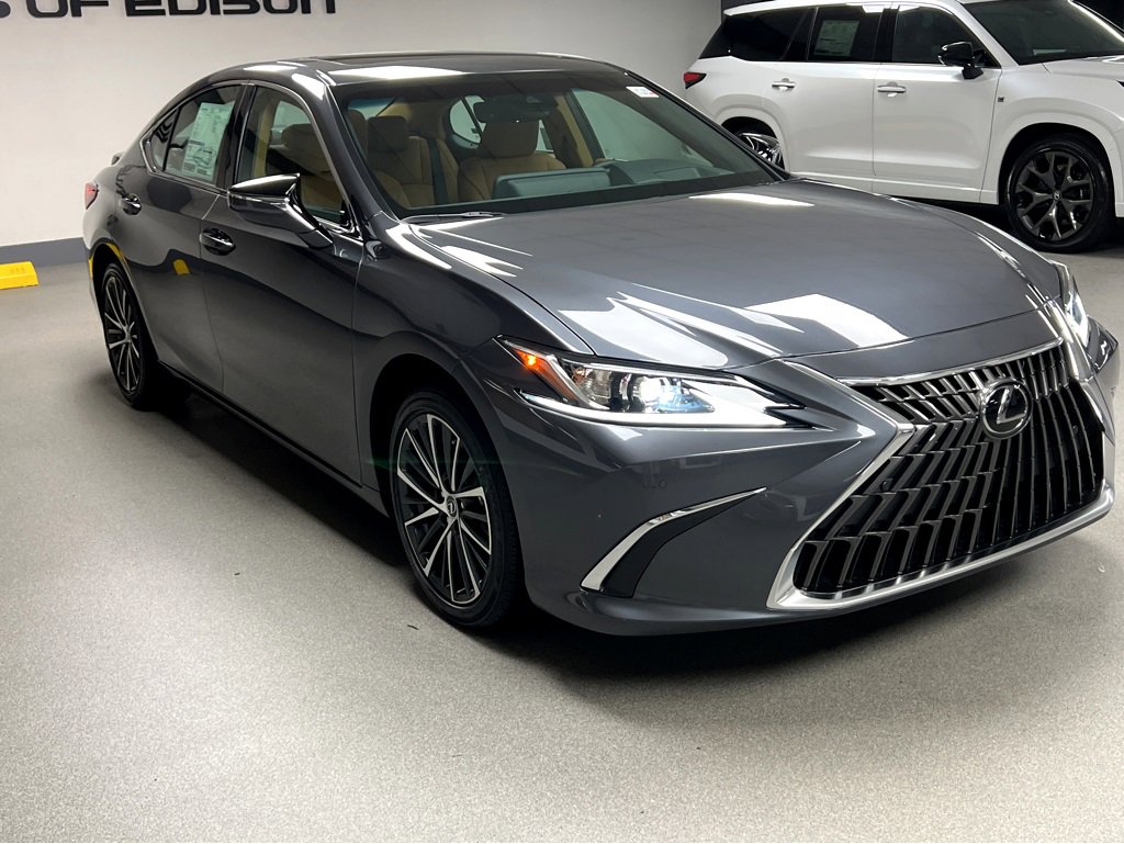 New 2025 Lexus ES 350 w/ Premium Package image 1