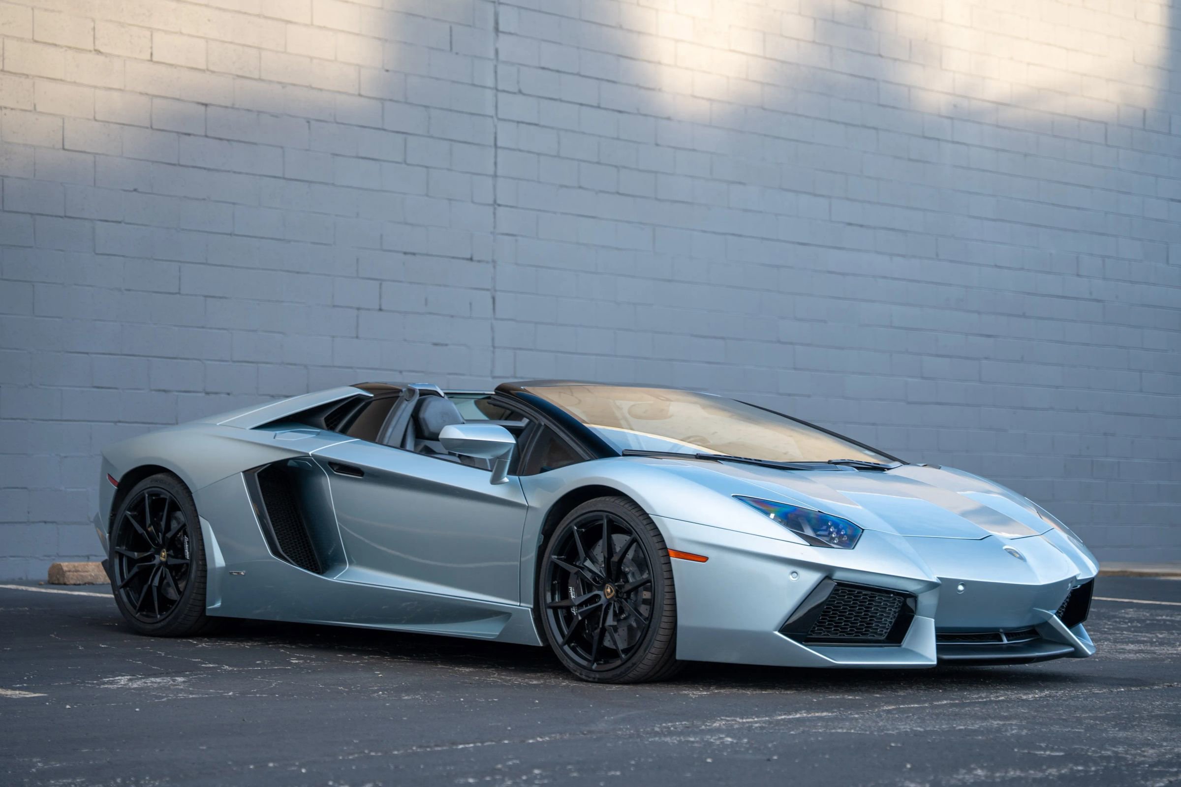 Used 2013 Lamborghini Aventador LP 700-4 image 23